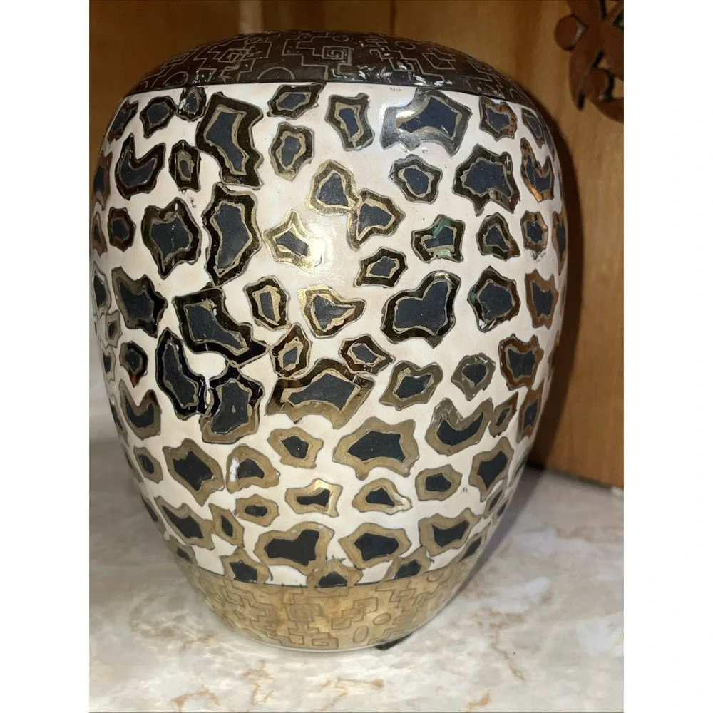 Vintage Macau Stamped‎ - Bud Vase Black & Gold Leopard Print
